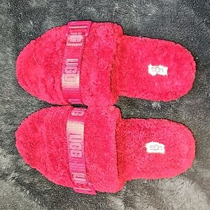 ❤️ UGG Red Indoor/Outdoor Adjustable Slippers ♥️ GUC